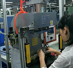 深圳氣液增壓機(jī)6噸-某電子元件加工設(shè)備廠家